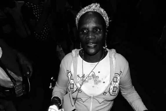 Gloria Mairongo, la alegre cantaora - Foto: Jenny Valencia