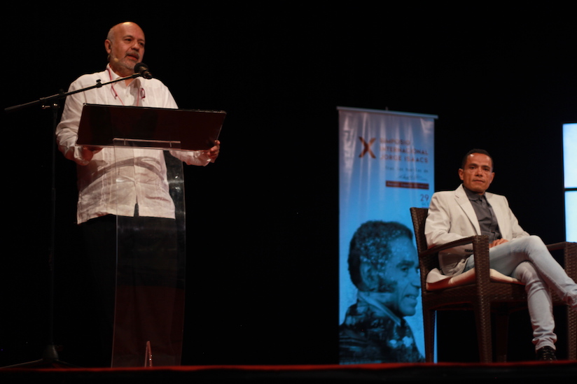 Apertura del X Simposio Internacional Jorge Isaacs. Octubre 29 del 2018. Darío Henao Restrepo y Hernando Urriago Benítez, Director de la Escuela de Estudios Literarios, Universidad del Valle. Foto: Centro Virtual Isaacs