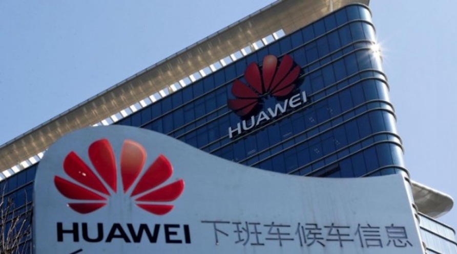El 20 de mayo, Google anuncia el rompimiento de lazos comerciales Huawei, vetándola de las licencias para actualizaciones del sistema operativo Android. Foto: https://www.ambito.com/huawei-eeuu-quiere-difamarnos-porque-no-puede-competir-contra-nosotros-n5023542