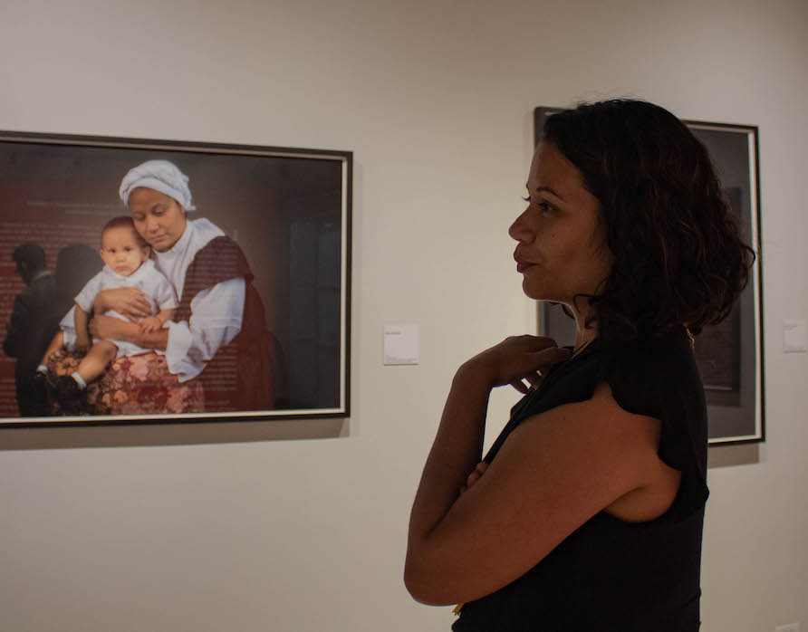 Exposición fotográfica "Huella Negra: Presencia africana en Guanajuato", Centro Cultural Colombo Americano de Cali. Foto: Diana Marcela Vélez.