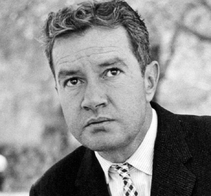Juan Rulfo (1917 -1986), escritor mexicano. Foto: http://www.udg.mx/es/noticia/recomiendan-leer-juan-rulfo-un-autor-que-no-envejece