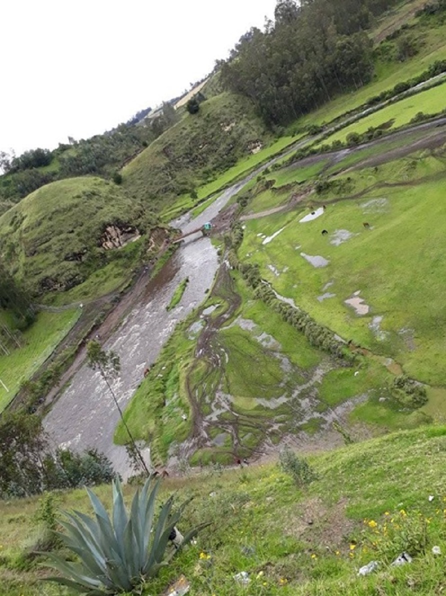 Trocha entre Ecuador- Cuaspud, Carlosama (Colombia). Foto: Ana María Arce Areiza.