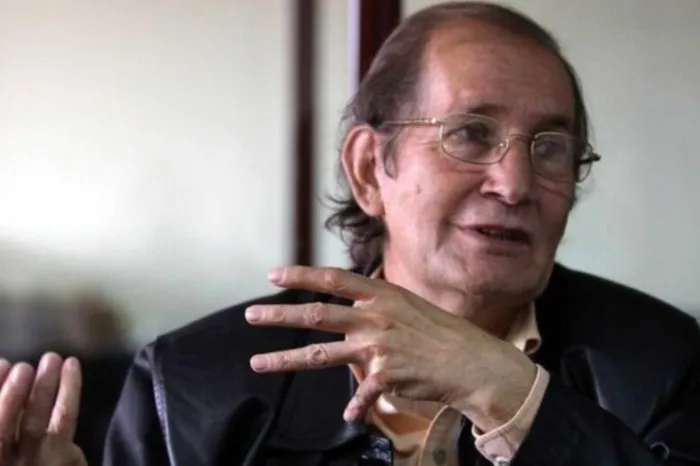 Arturo Alape (1938 – 2006), escritor, periodista, historiador, pintor y guionista colombiano. Foto: Colprensa.