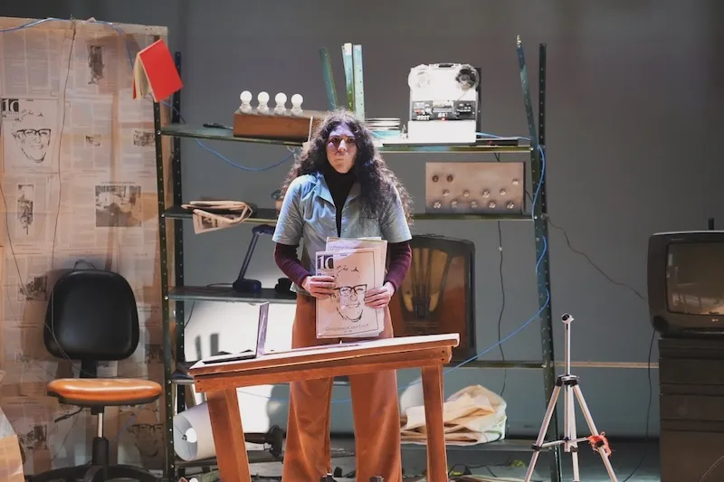 María Camila Díaz en La máquina rebelde o el apetito de los sátrapas, dirigida por Leo Martínez. Gimnasio Moderno, Bogotá. Foto: Festival Gabo. 