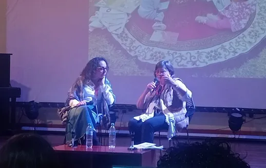 Conversación sobre escritura creativa entre Alejandra Jaramillo y Laura Restrepo. Foto: Jessica Hurtado Carvajal. 