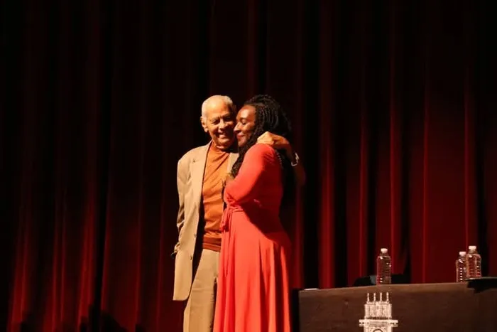 Luis Rafael Sánchez y Mayra Santos-Febres. Foto: Tomada del Facebook de Mayra Santos-Febres.