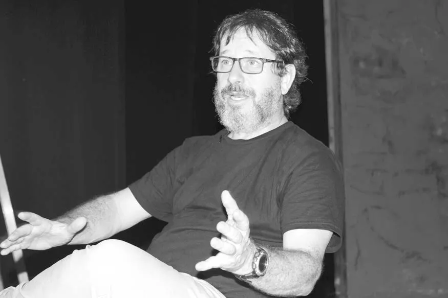 Alejandro González Puche, director de teatro - Fotos: Cortesía Centro Virtual Isaacs