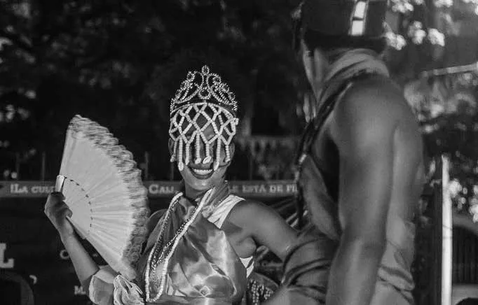 Grupo Grutela, obra Agua madre (2016) - Fotos: LeoDeLaParca.