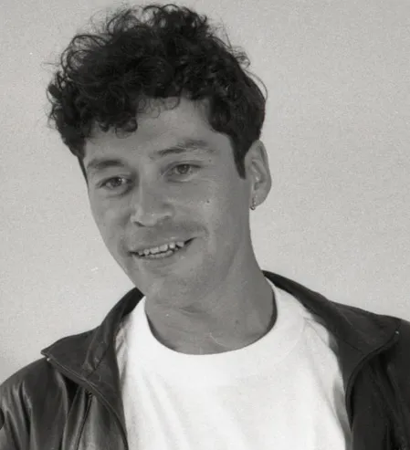 Fernando Molano Vargas (1961 – 1998), escritor y crítico literario colombiano. Foto: Tomada de planetadelibros.com.co