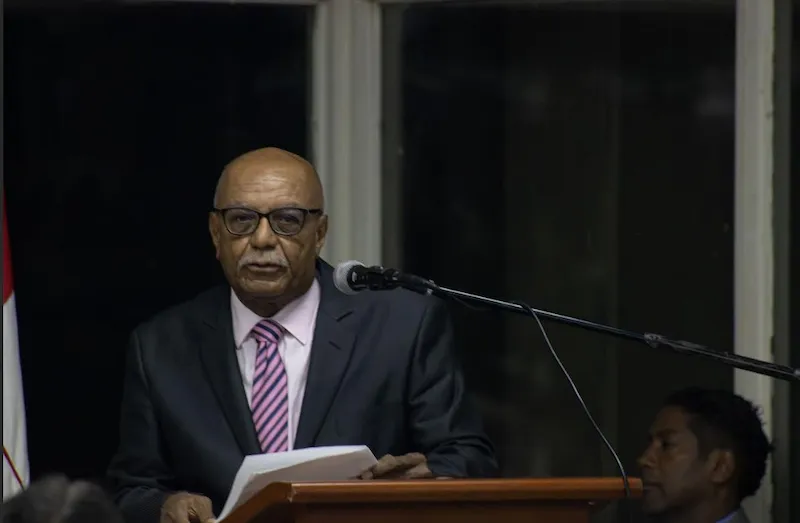 Omar Díaz Saldaña, profesor del Departamento de Filosofía de Univalle y director de la revista ¿Qué está mirando? Arte contemporáneo. Por: Danny Jordan Arcila.