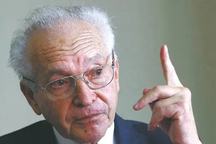 Orlando Fals Borda (1925 – 2025), sociólogo, investigador y escritor colombiano. Foto: Colprensa. Tomada de El Espectador.