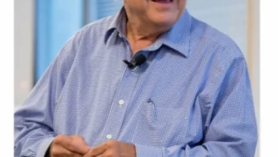 John Rogers Searle (1932 - 2025) , filósofo y docente universitario estadounidense. Foto: Tomada de philosophica.info