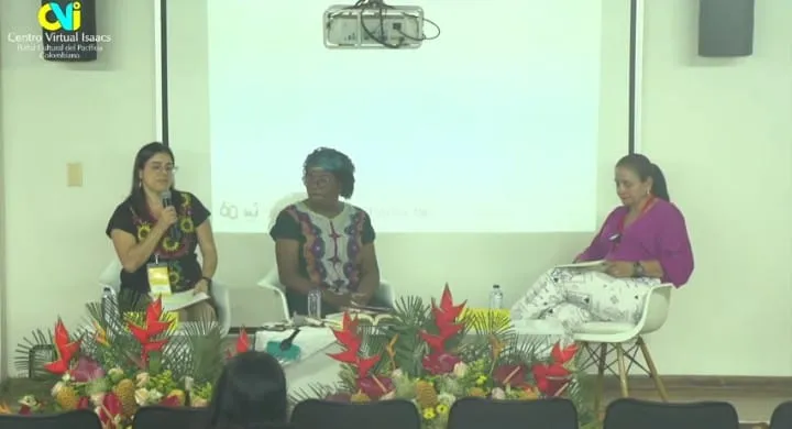 De izquierda a derecha: Deisy Cuartas, Jimena Viáfara y Lilia Alexandra Sanabria Munar. Foto: Centro Virtual Isaacs.