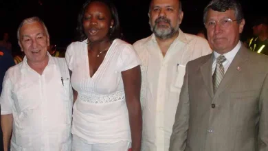 En la Feria del Libro Pacífico con la Ministra de Cultura, Paula Moreno, el rector de Univalle, Iván Ramos y el director de la Feria, Darío Henao