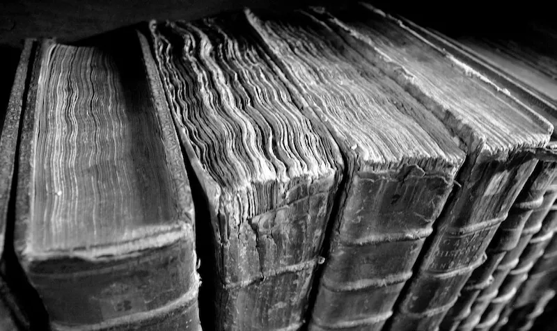 Libros ocultistas antiguos - Foto: http://sangarrafa.net/