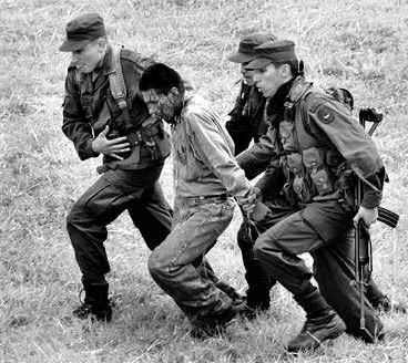 Indígena herido - Foto: Áymer Álvarez