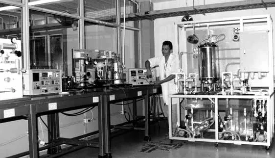 Laboratorio de Accionamientos del Grupo de Investigación en Control Industrial GICI - Foto: www.mafalda.univalle.edu.co