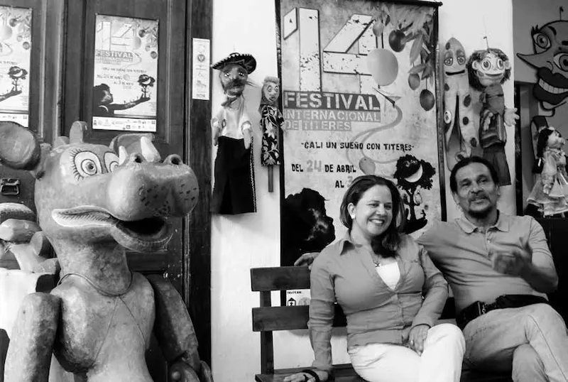 Victoria Moreno (Comunicaciones) y Gerardo Potes (Director) Festival Internacional de Títeres Fotos: Ananda Córdoba