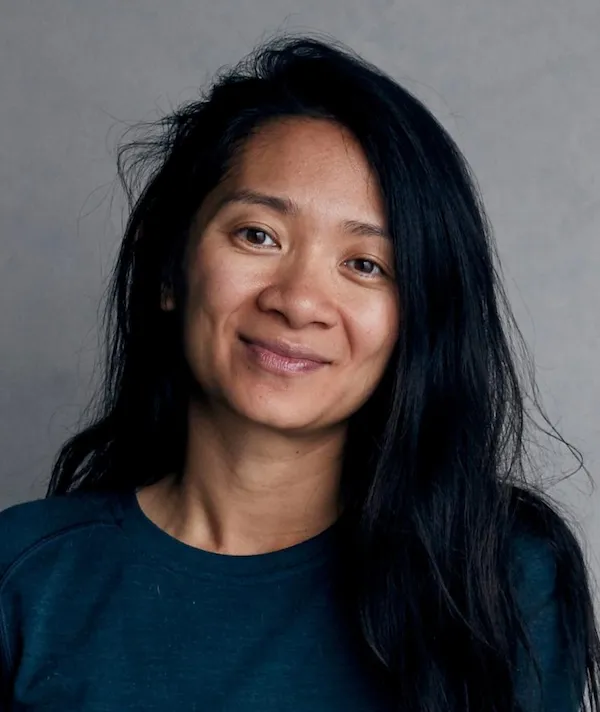 Cholé Zhao (1982), directora de cine, productora y guionista china. Foto: Tomada de mubi.com