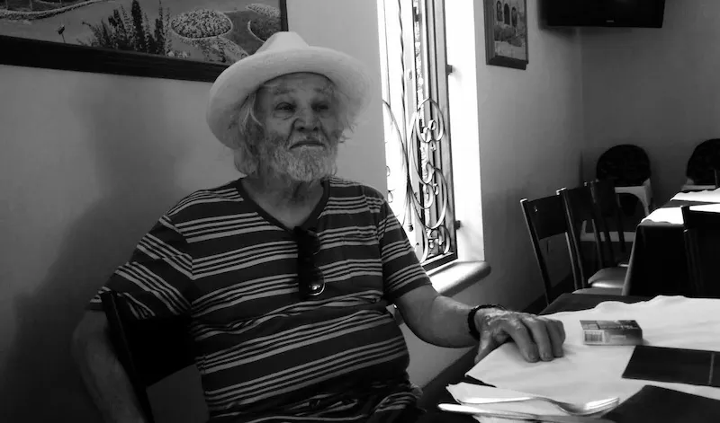 Gerardo Rivera, el poeta del sentimiento con aroma a café - Foto: http://poetassigloveintiuno.blogspot.com