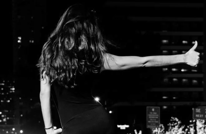 Parando el taxi - Foto: http://www.taringa.net