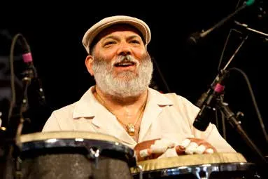 Poncho Sánchez el conguero – Foto: http://www.radionacional.co/