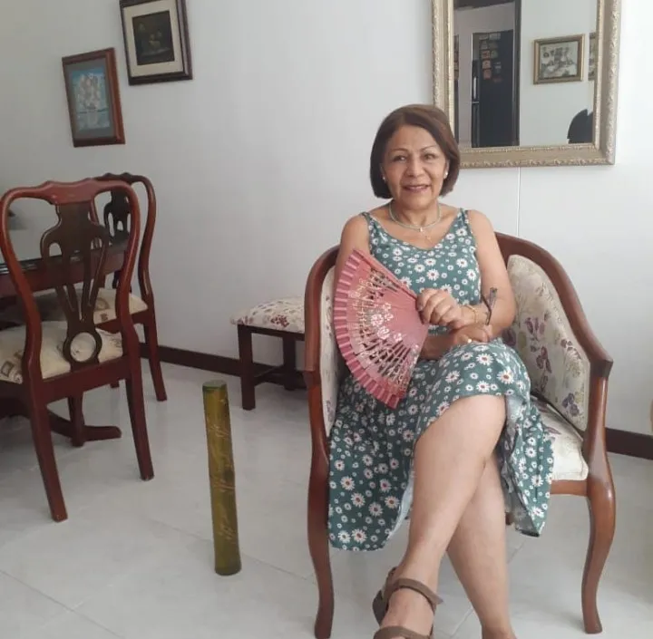 Adelaida Fernández Ochoa, escritora colombiana. Foto: @adelaidafernandezochoa