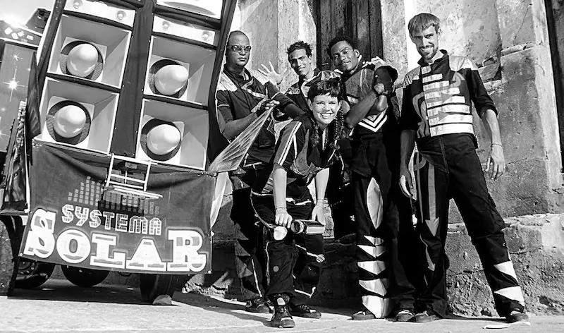 El Picó Eléctrico by Systema Solar - Foto: http://www.losinrocks.com/