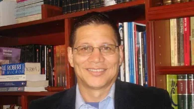 Un humanista en su biblioteca - Foto: http://egresados.univalle.edu.co/