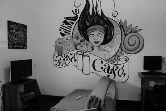 Sala Hostal Casa Café - Foto: Alejandro Salazar