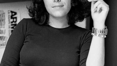 Marjane Satrapi (1969 - 2026), escritora, historietista, ilustradora y cineasta franco-iraní. Foto: Tomada de laimprentacg.com